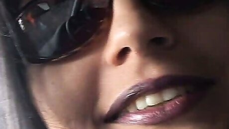 Milf loves to masturbate!