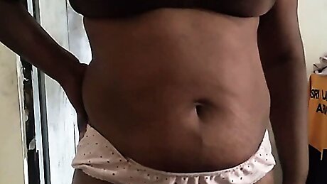 Bhabhi &ndash; Hot Indian Teacher Masturbating 16