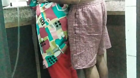 Hot bhabhi ko kitchen se room mai choda.