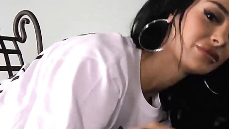 Pornstarplatinum &ndash; Busty Babe Angelina Valentine Plays With Her Pussy