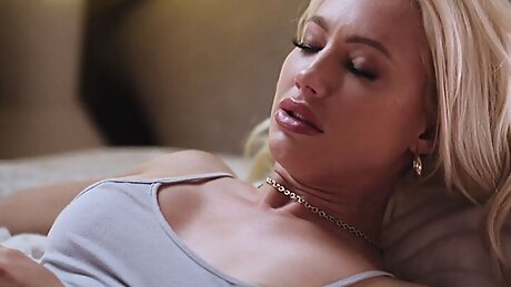 SLAYED Izzy & her bratty GF Ivy have intense make-up sex