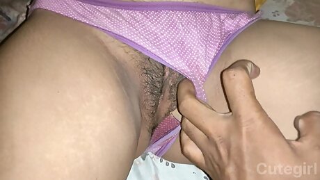 Indian Desi Bhabhi Pussy Licking Hot Bhabhi Sex Video
