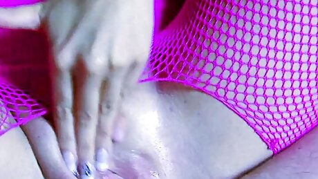 Tattoo und Piercing Luder bekommt krassen Sex