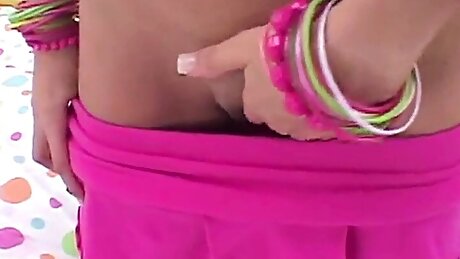 Young Yasmin Fingering her pussy on bed