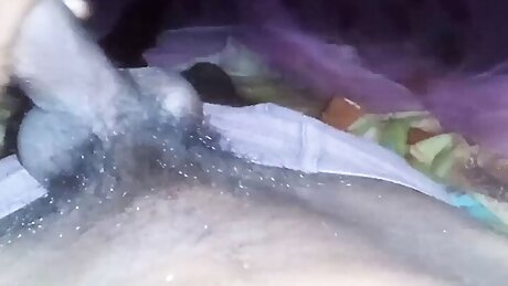 Indian wife was fucked in the morning