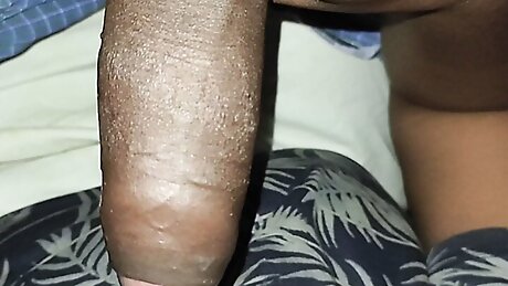 Wife gives blowjob and gets cum in mouth