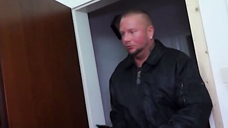 German housewives don't like being alone ? #2