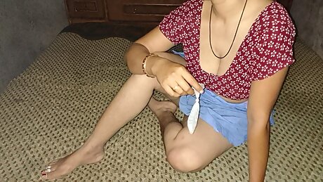 Indian Village Sexy Wife Fucking Hard In Desi Homemade Video &ndash; Full Hindi Audio