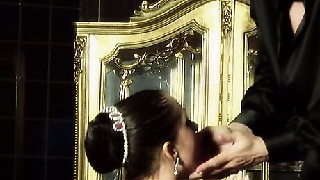 Lady Expostulates Her Husband To Think About Witch&rsquo;s Oracular Utterances