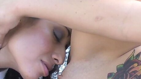 Jenna Rose and Lilly Evans lick each other s pussy