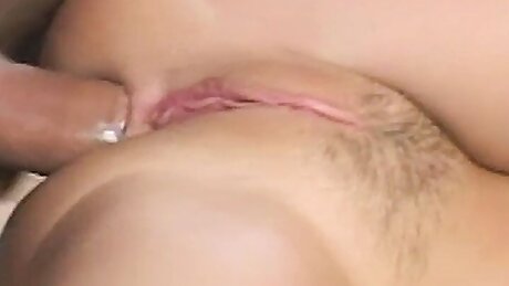 She dresses lightly in anticipation of seducing her uncle