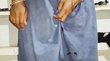 Desi Hindi Wife Fingering And Showing Her Big Pussy And Big Nipples