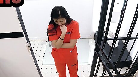 Sfw &ndash; Non-Nude Bts From Raya Nguyen's Sexual Deviance Disorder, Reviewing The Scenes,Entire Film At Captiveclinic.Com