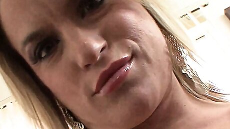 Wild American Milfs Vol.2 - Episode 2