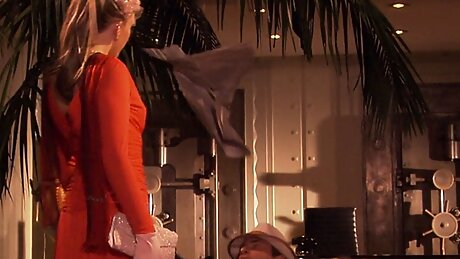 Seductive Wife Sustains Severe Sex In A Close-Up Shoot