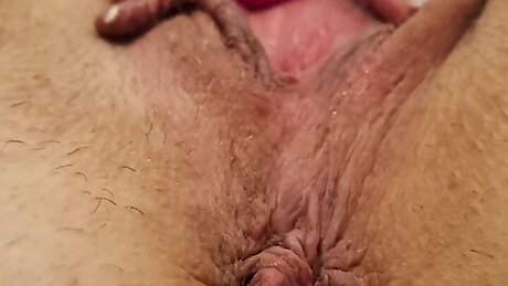 JuicyDream - I fuck my cunt with the vibrator while he fingers my asshole