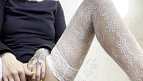 Virgin Alice in stockings masturbates and cums.