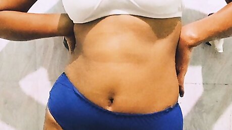 me while bathing trying to ignore my seduction